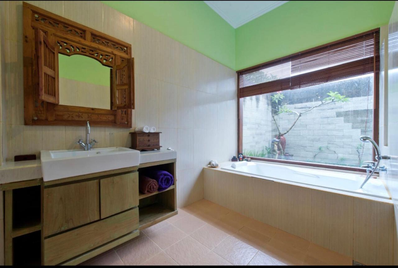 Villa Kori Nuansa Jimbaran Bali 努沙杜瓦 外观 照片